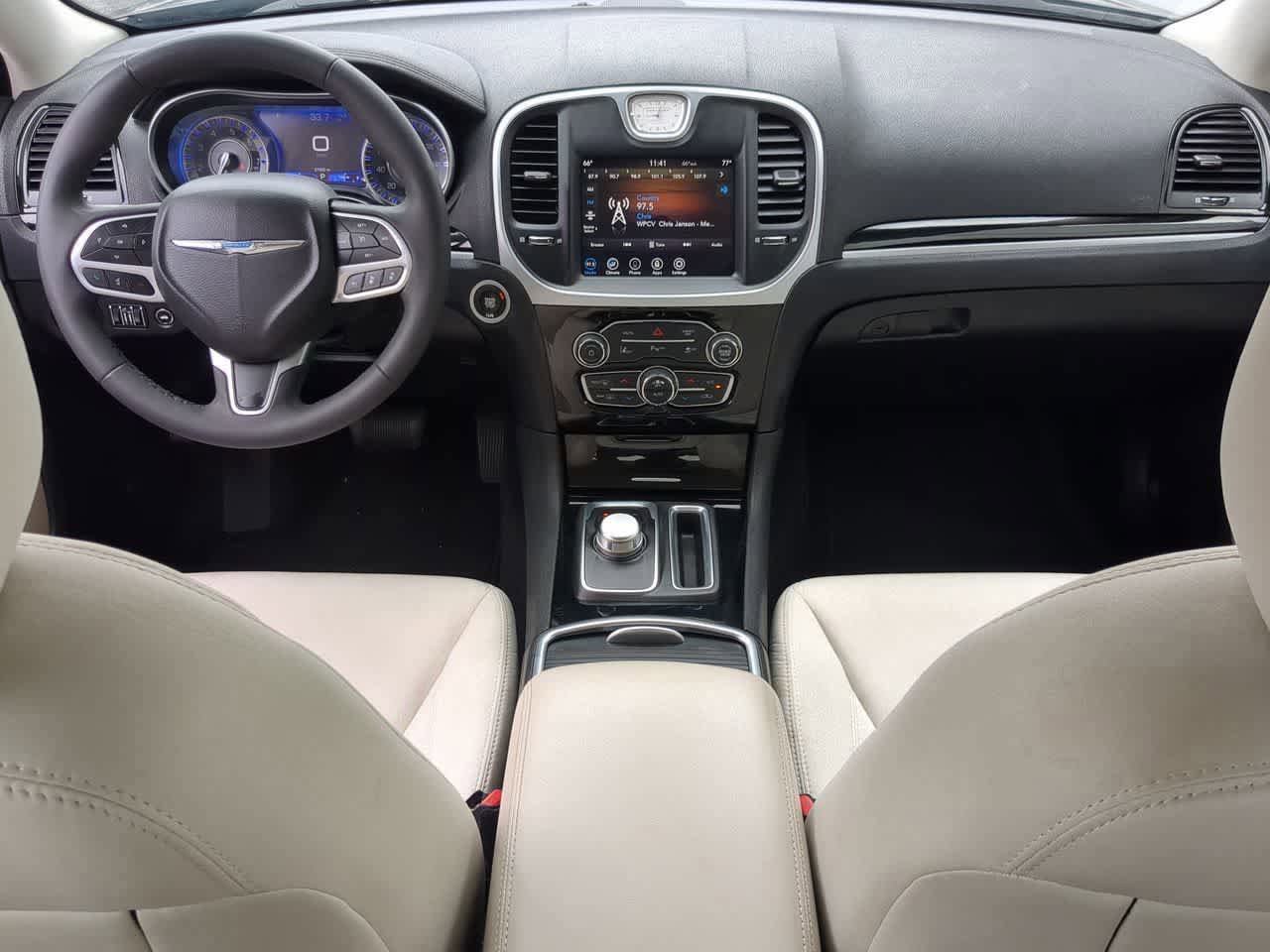 Used 2023 Chrysler 300 Touring w/ Safetytec Plus Group RWD image 15
