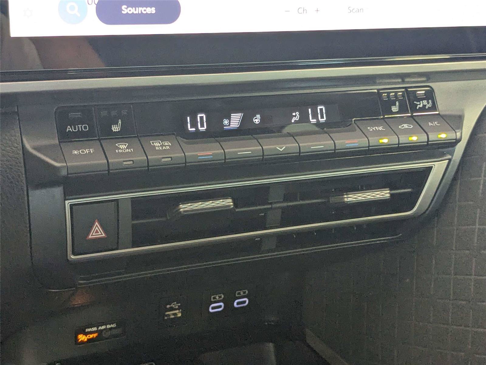 Certified 2026 Toyota Camry XLE FWD image 22