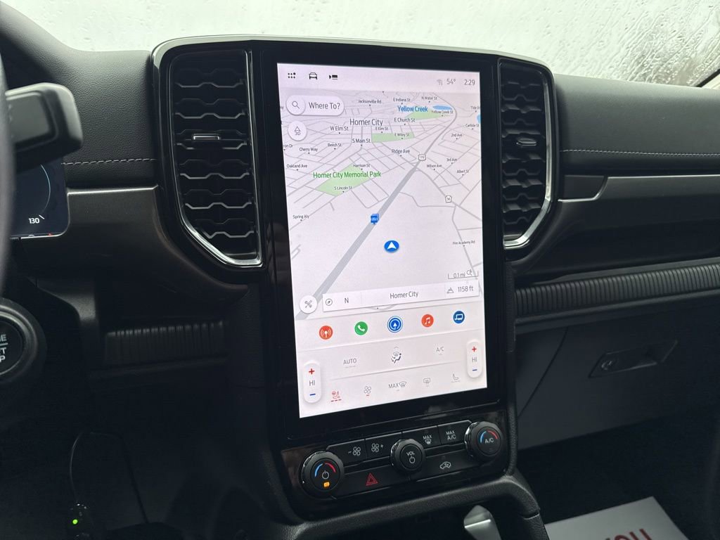 Used 2024 Ford Ranger Lariat w/ FX4 Off-Road Package image 24