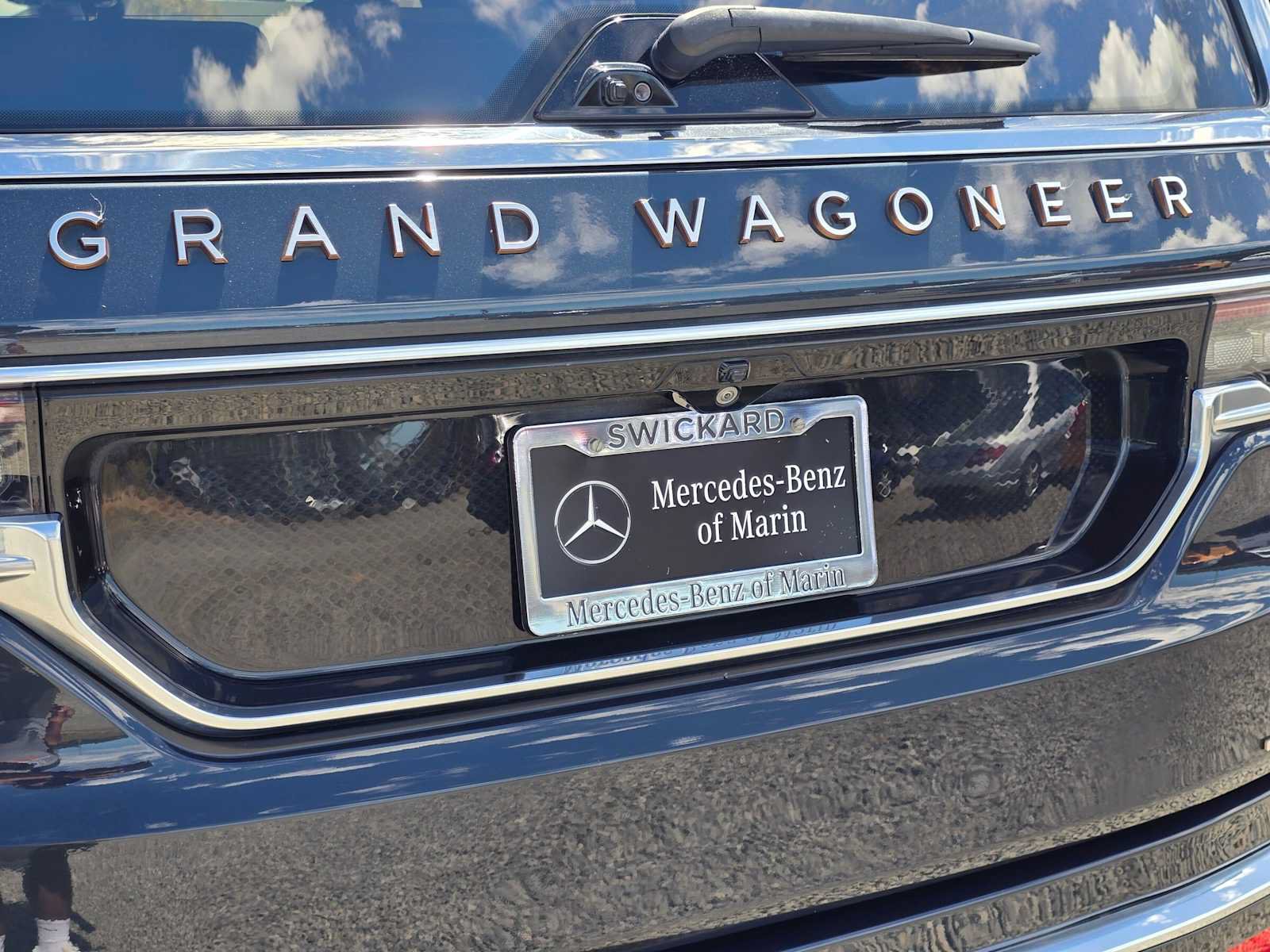 Used 2022 Jeep Grand Wagoneer Series III w/ Rear Seat Video Group 1 AWD/4WD image 13