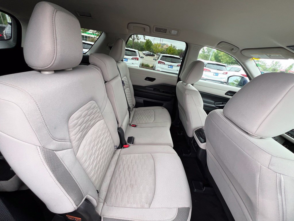 Used 2024 Nissan Pathfinder SV AWD/4WD image 26