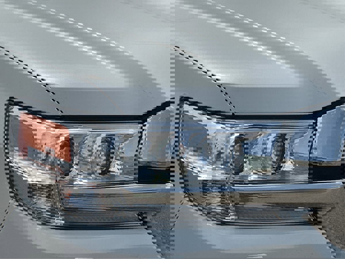 Used 2018 Toyota Land Cruiser image 31