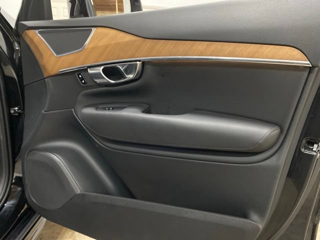 Used 2024 Volvo XC90 T8 Plus w/ Protection Package Premier AWD/4WD image 89