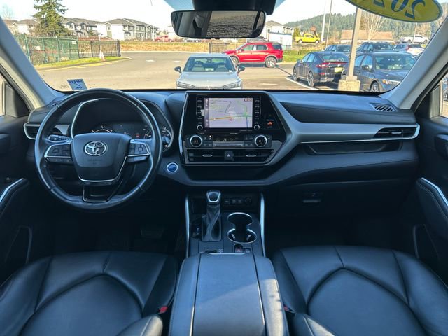 Used 2020 Toyota Highlander XLE image 13