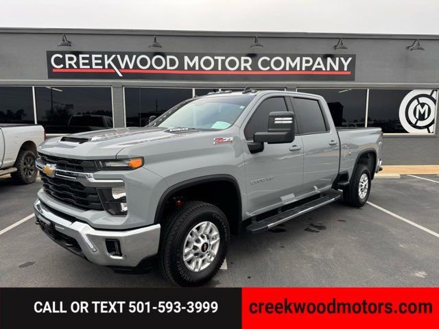 Used 2024 Chevrolet Silverado 2500 LT w/ Convenience Package