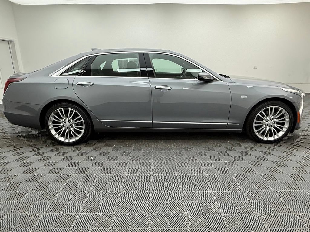 Used 2018 Cadillac CT6 Luxury w/ Active Chassis Package AWD/4WD image 7