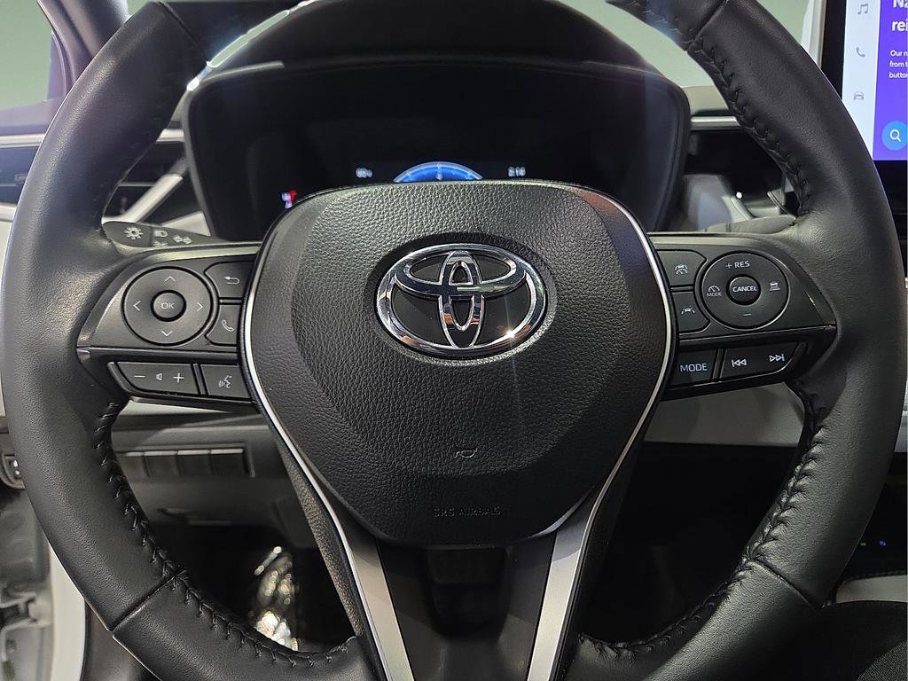 Certified 2025 Toyota Corolla SE w/ SE Premium Package image 25