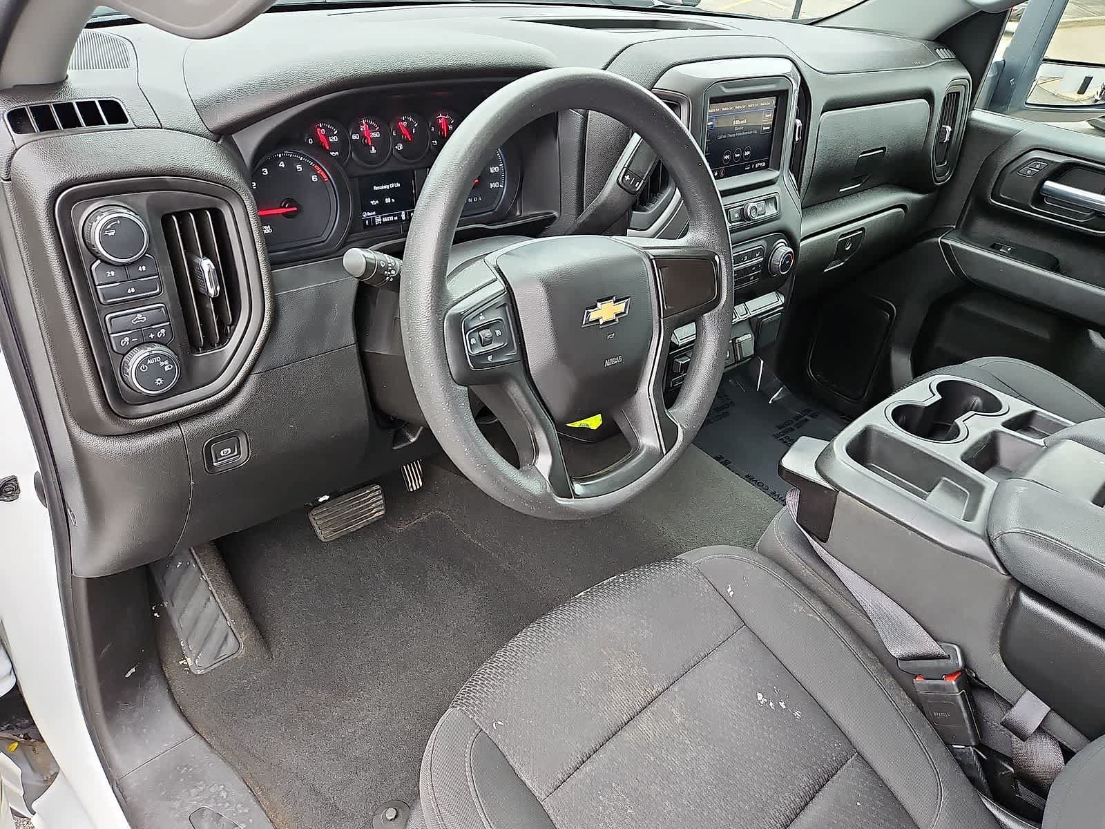 Used 2023 Chevrolet Silverado 2500 Custom w/ Custom Convenience Package AWD/4WD image 16