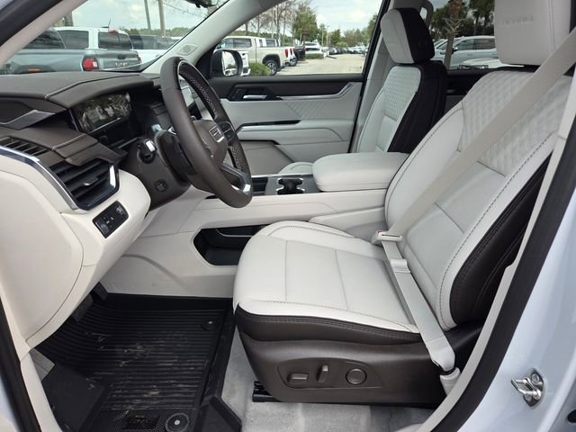 New 2026 GMC Acadia Denali w/ Super Cruise Package image 4