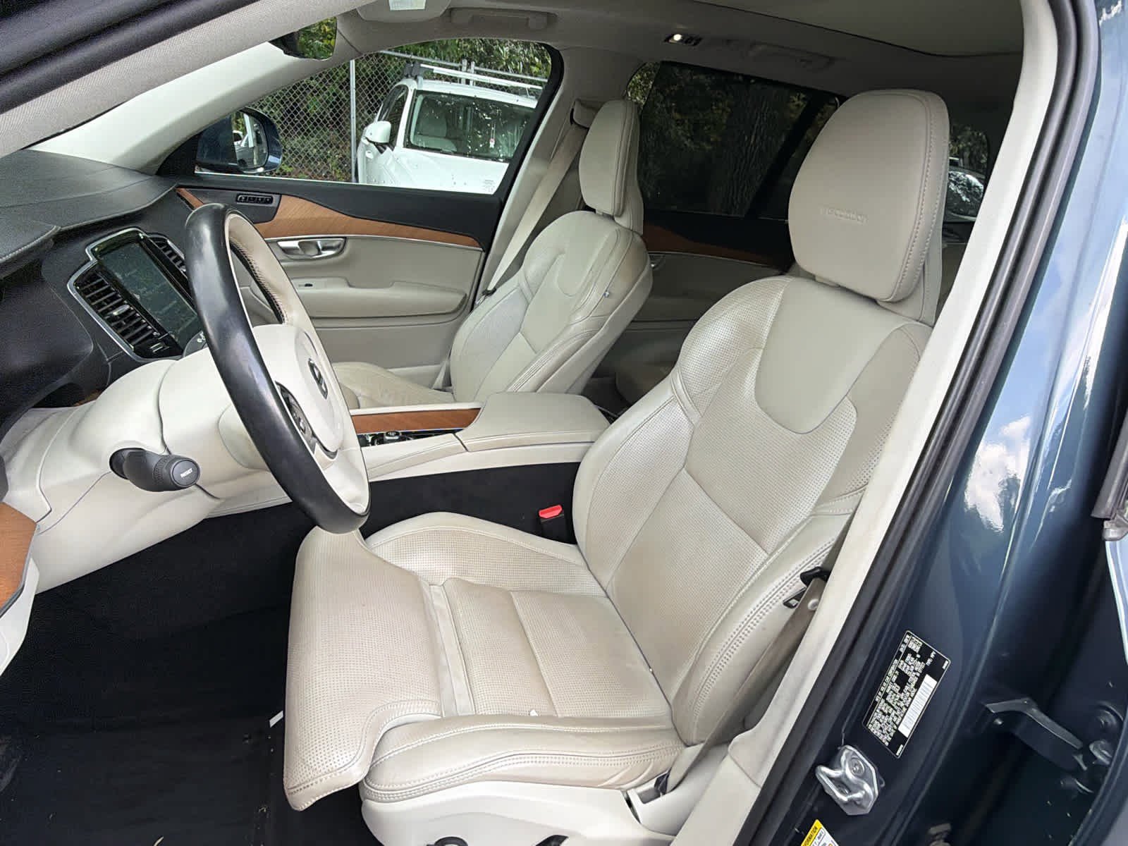 Used 2019 Volvo XC90 T6 Inscription w/ Protection Package AWD/4WD image 26