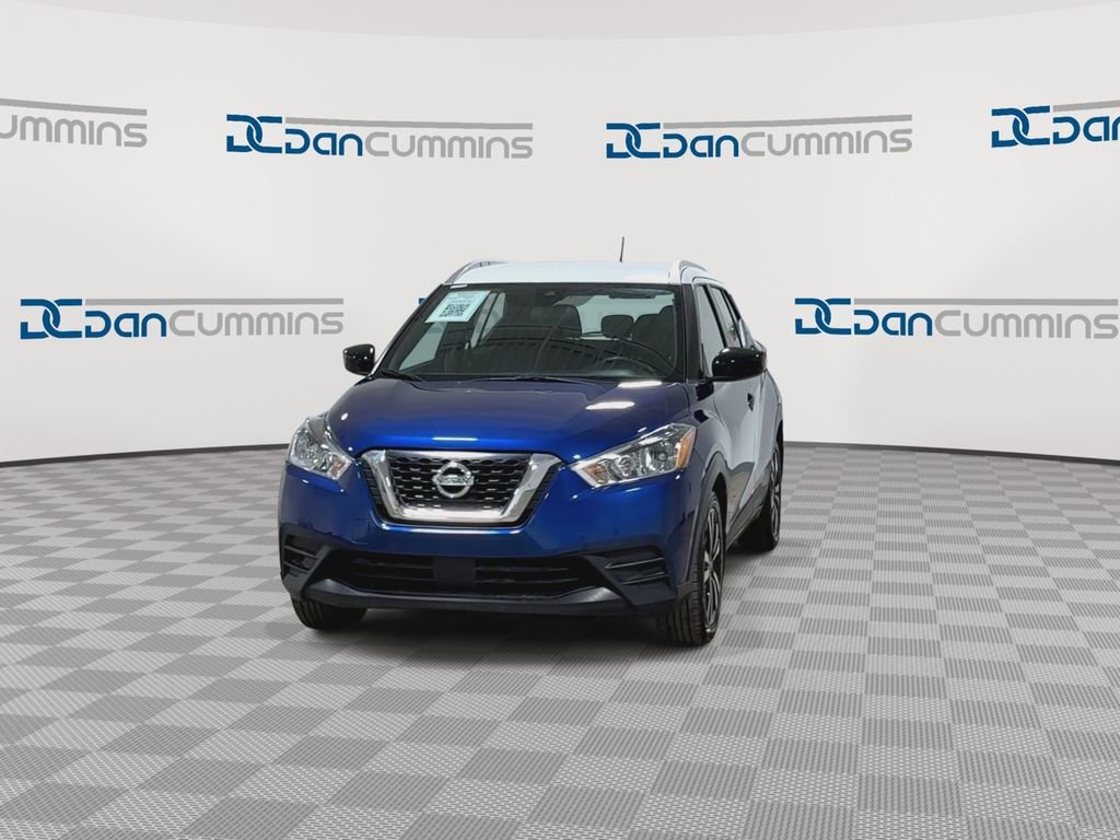 Used 2020 Nissan Kicks SV FWD image 4