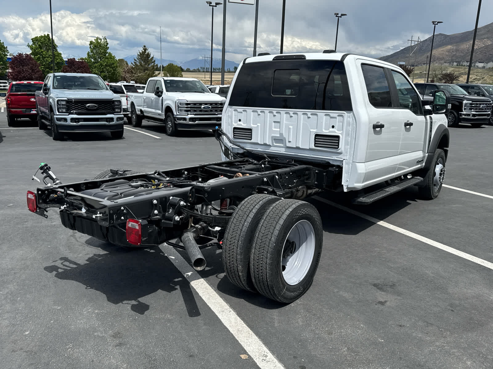 New 2026 Ford F550 4x4 Crew Cab Super Duty w/ XL Chrome Package image 7