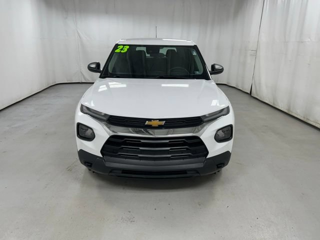 Used 2023 Chevrolet TrailBlazer LS FWD image 3