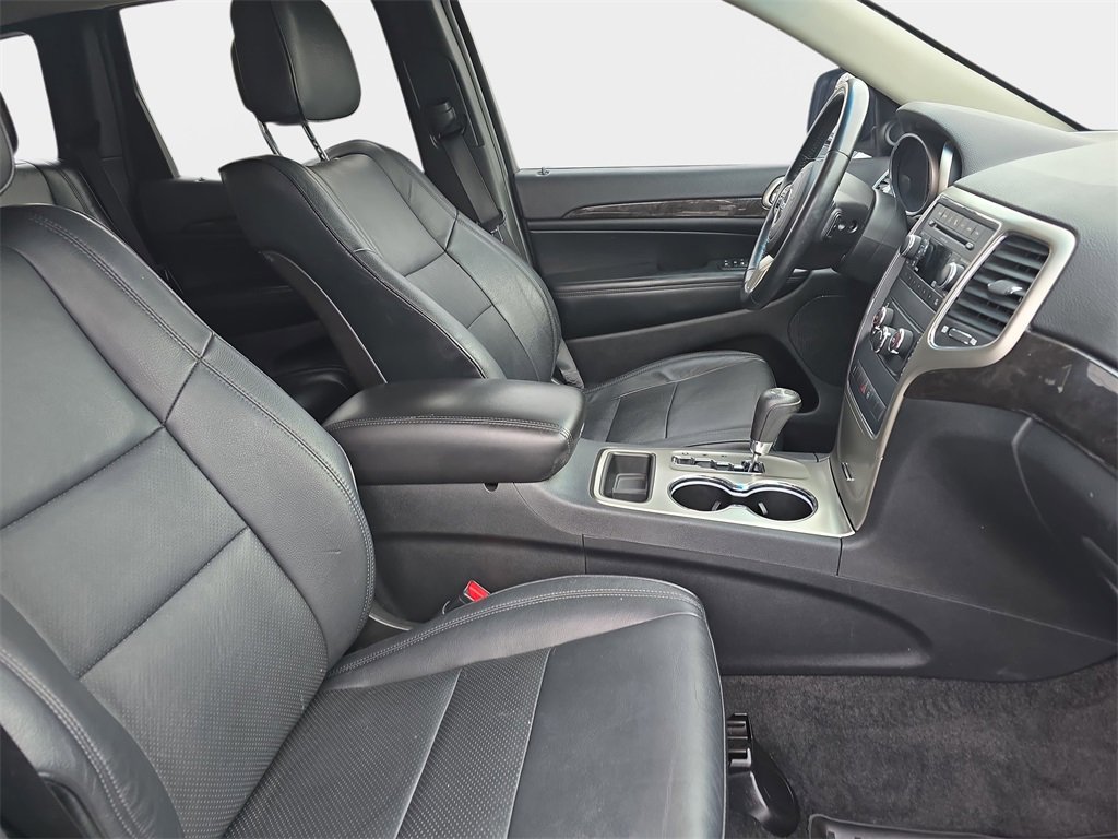 Used 2011 Jeep Grand Cherokee Laredo w/ Security & Convenience Group image 10