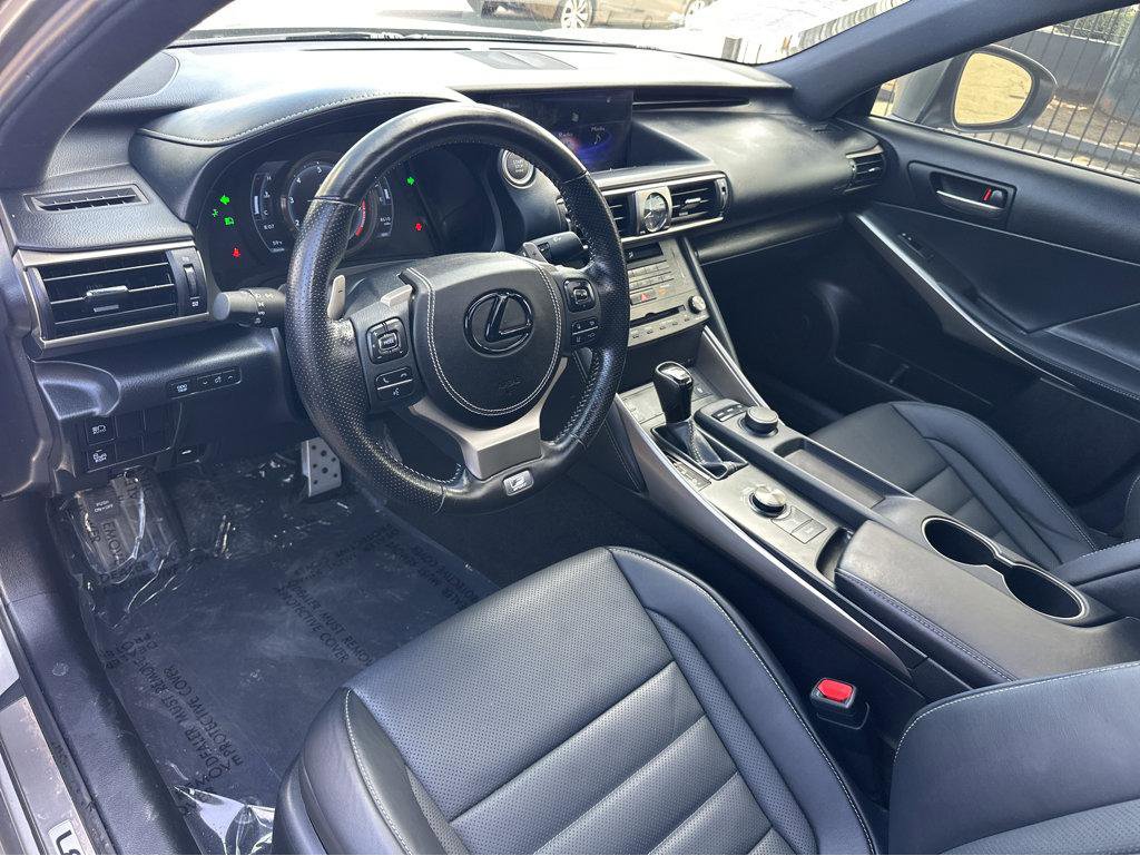 Used 2020 Lexus IS 350 F Sport w/ F Sport Package image 16
