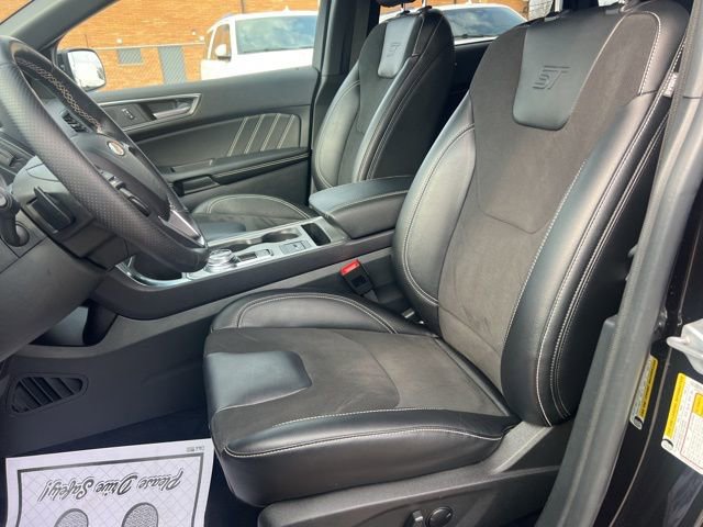Certified 2023 Ford Edge ST image 20