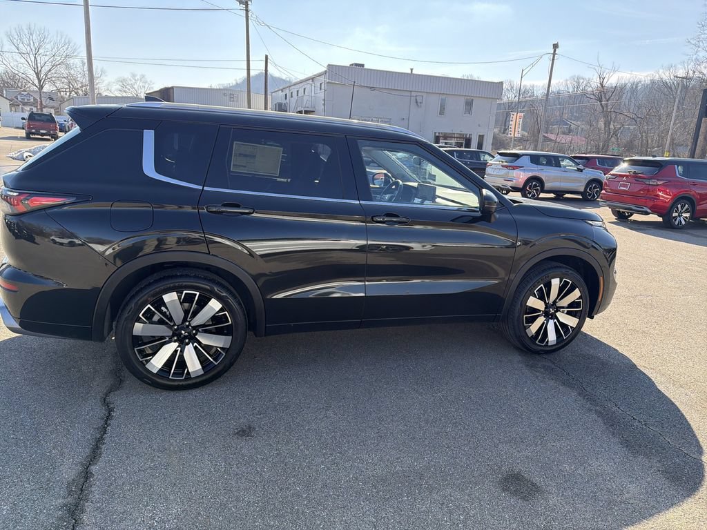New 2026 Mitsubishi Outlander SEL AWD/4WD image 2