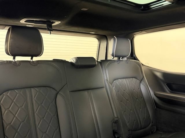 Used 2023 Jeep Grand Wagoneer Series III AWD/4WD image 34