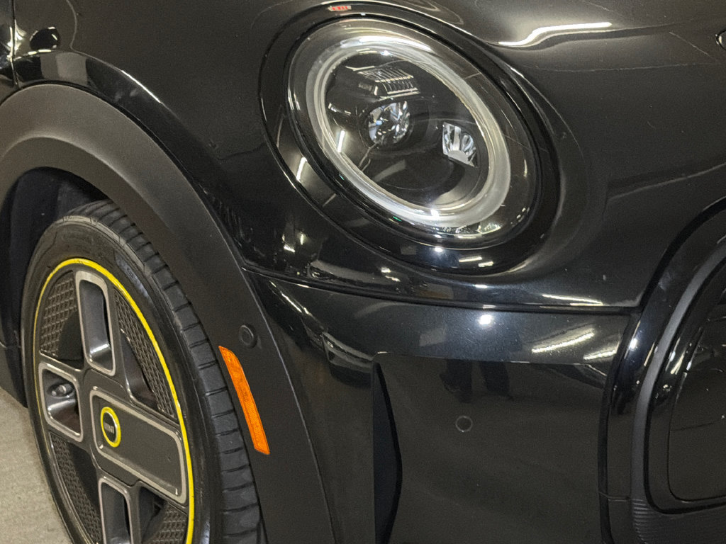 Used 2023 MINI Cooper SE FWD image 8