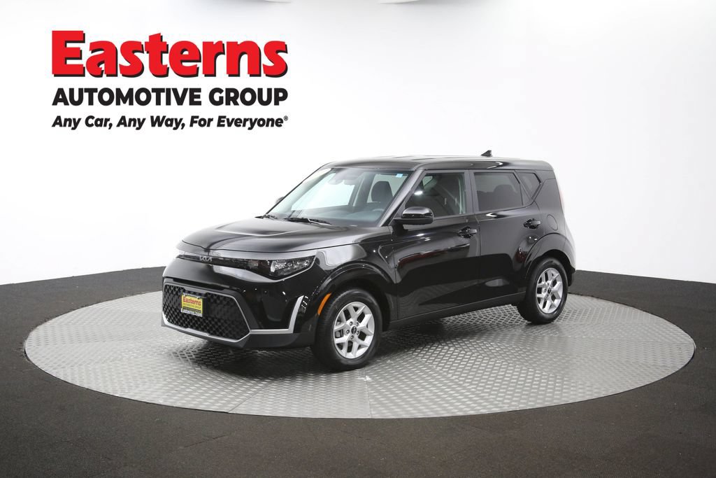 Used 2025 Kia Soul LX w/ LX Technology Package FWD image 54