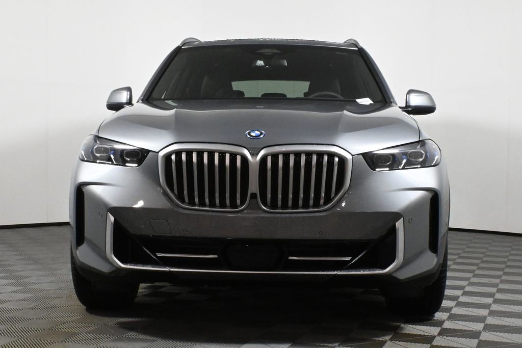 Used 2026 BMW X5 xDrive50e w/ Premium Package image 10