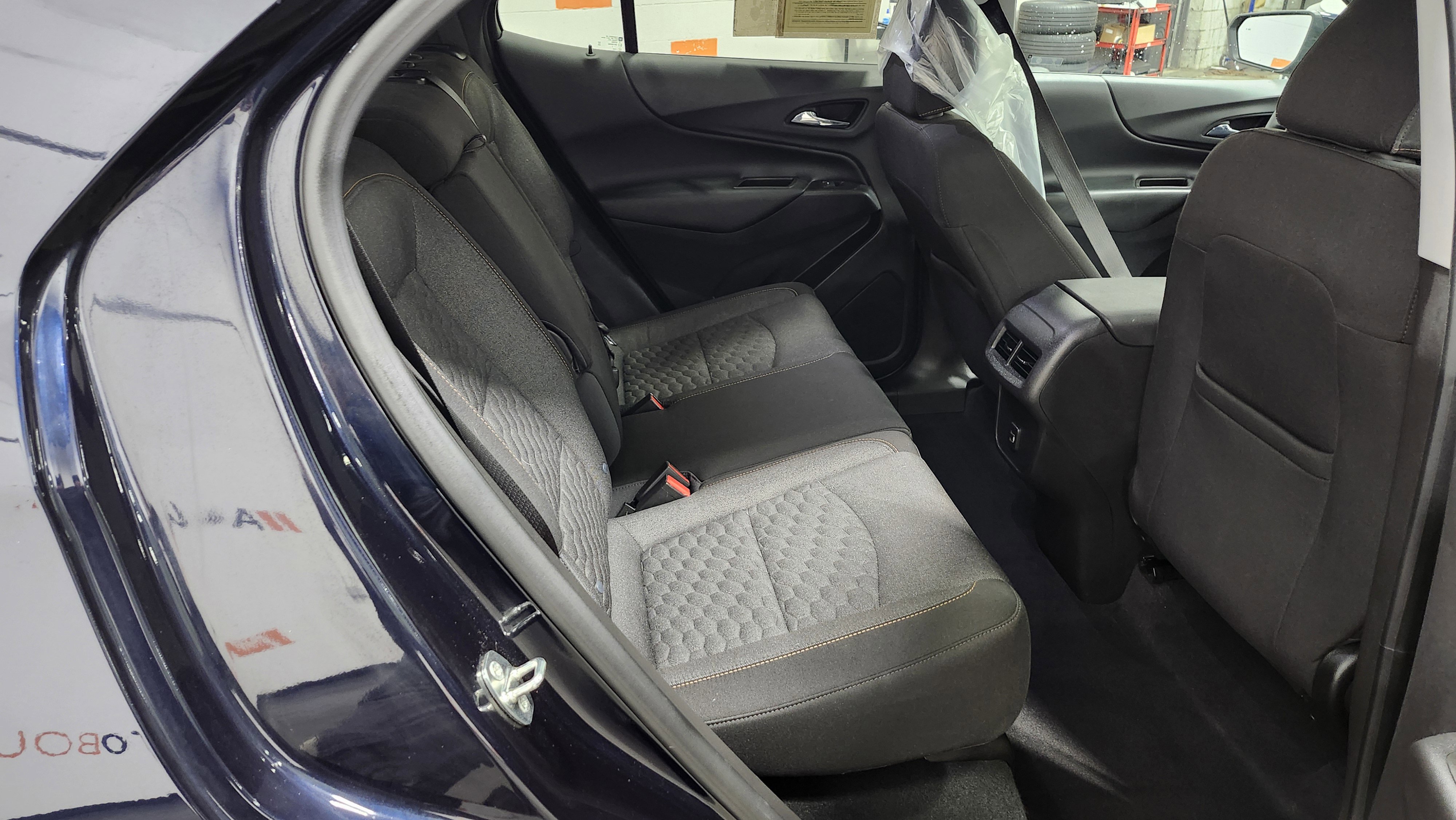 Used 2020 Chevrolet Equinox LT image 18