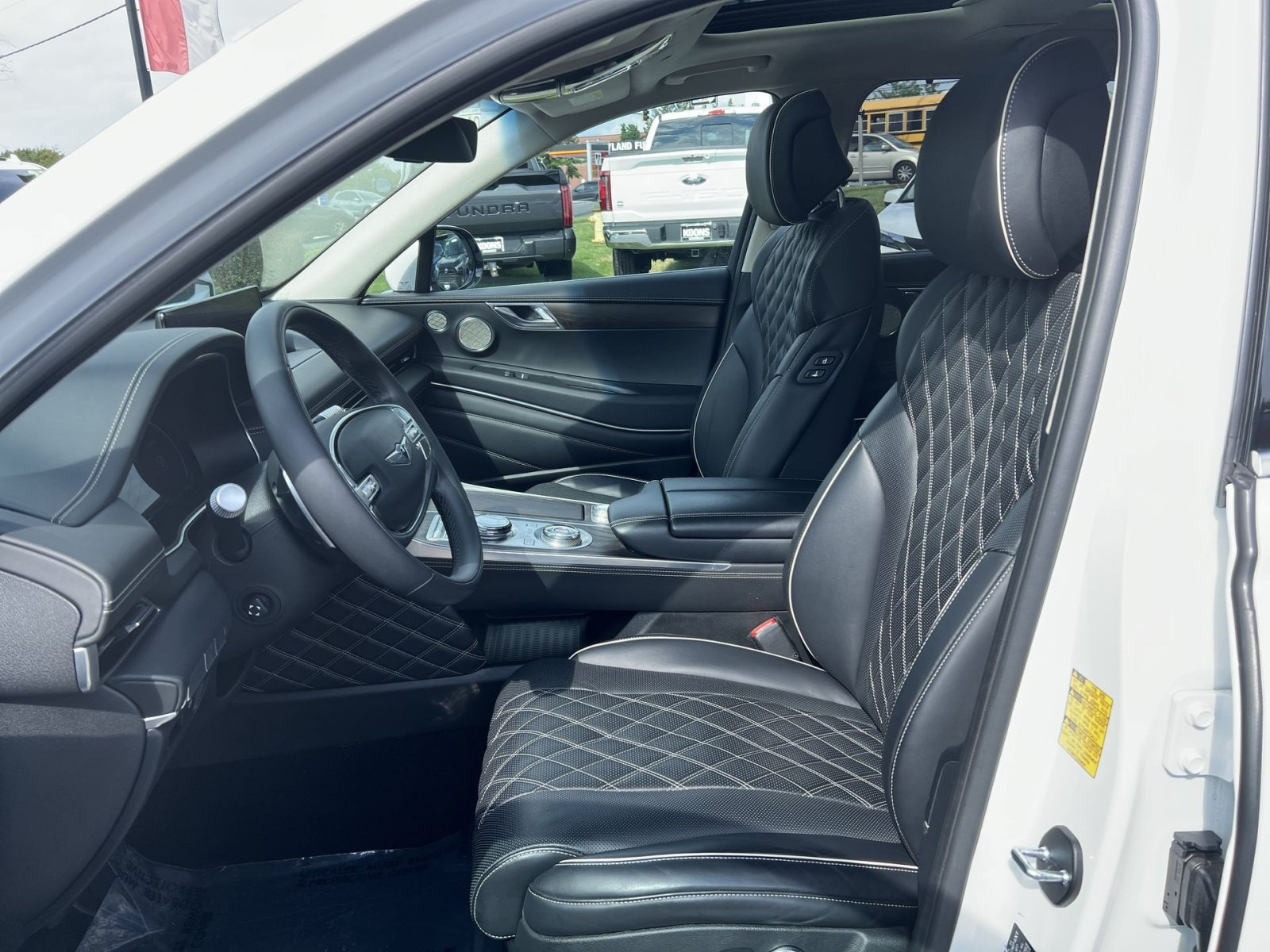 Used 2024 Genesis GV80 3.5T w/ Prestige Package AWD/4WD image 13