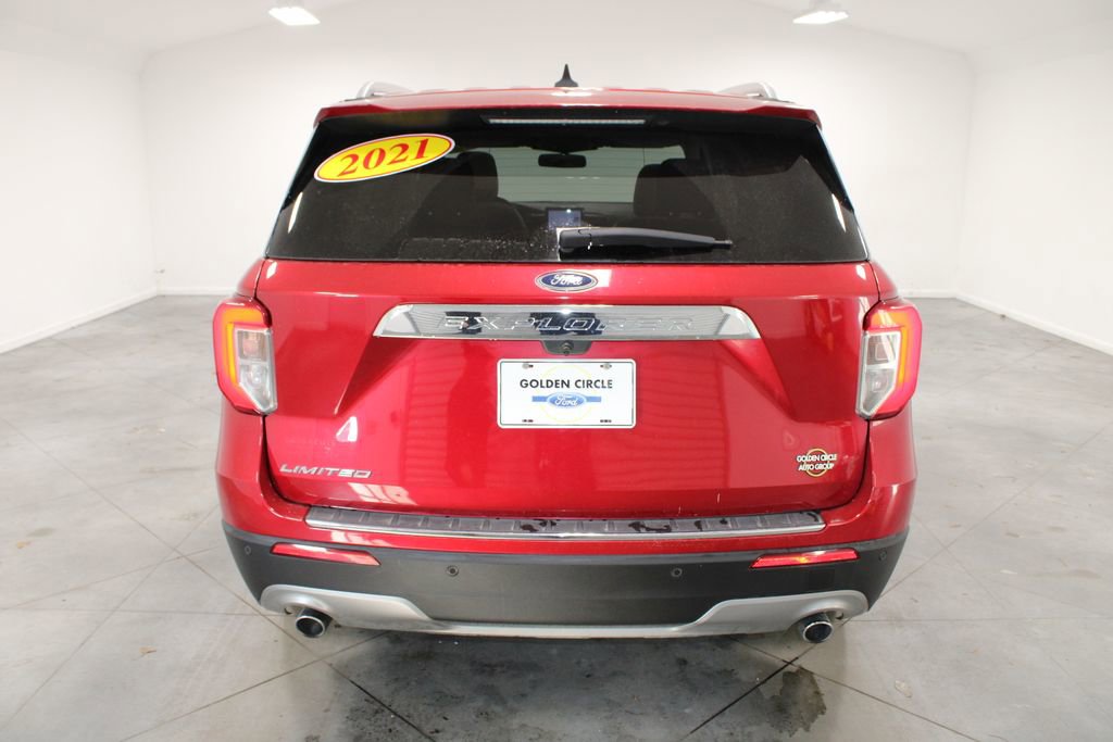 Used 2021 Ford Explorer Limited w/ Equipment Group 301A image 8