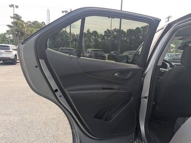 Used 2024 Chevrolet Equinox LT image 30