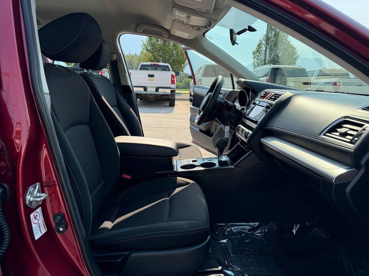 Used 2018 Subaru Outback 2.5i AWD/4WD image 21