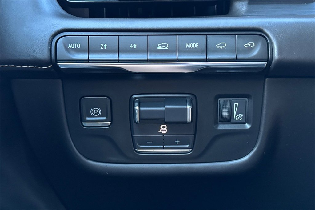 Used 2023 Cadillac Escalade ESV Sport Platinum image 34