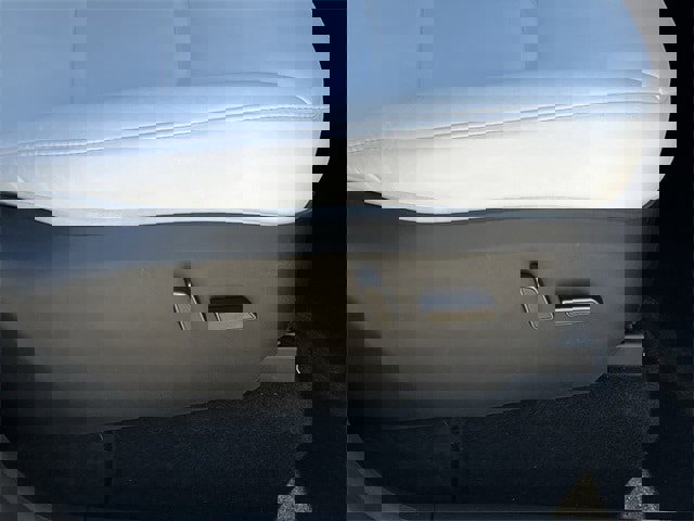 Used 2023 Tesla Model Y Long Range image 31