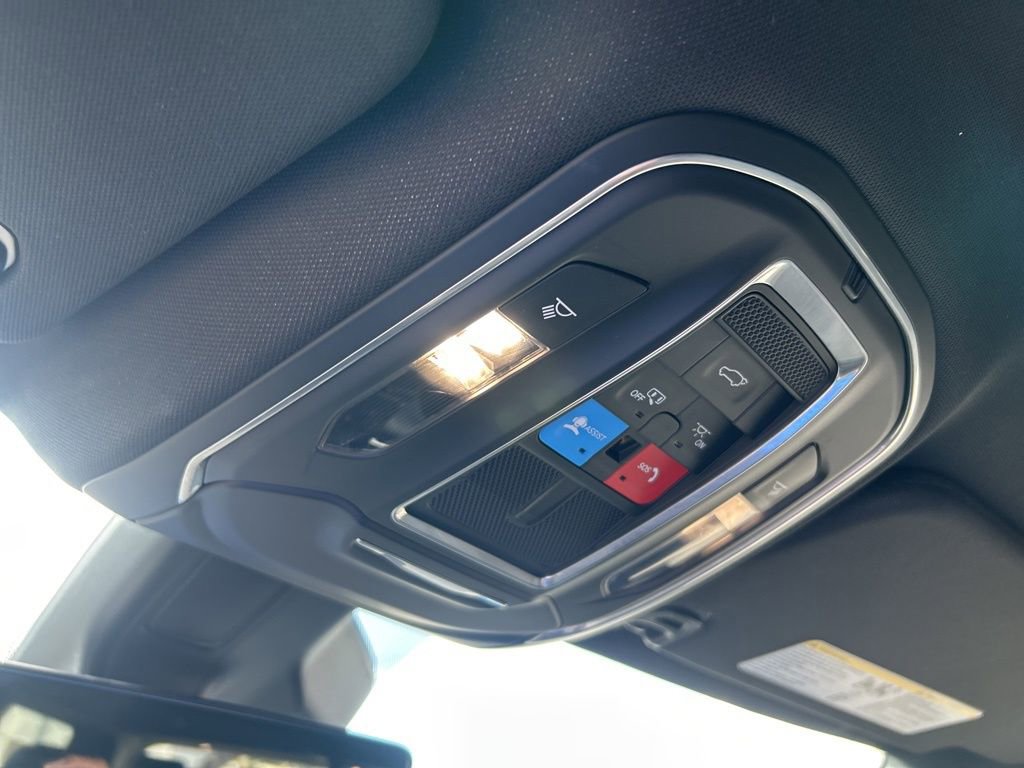 Used 2023 Jeep Wagoneer Series III w/ Preferred Equipment Group image 46