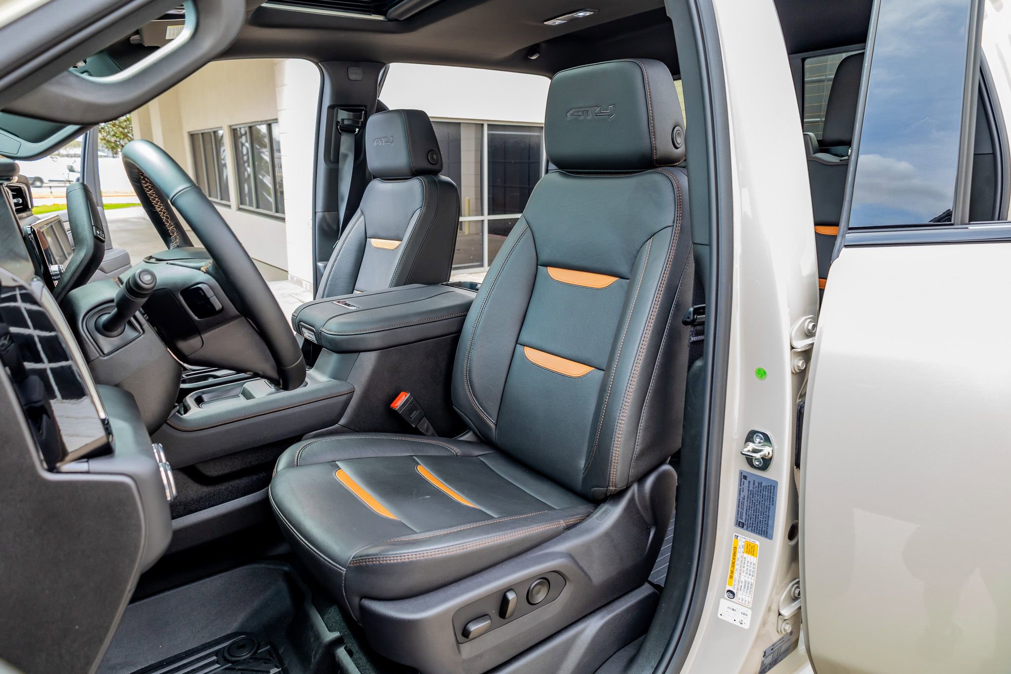 Used 2026 GMC Sierra 2500 AT4 w/ AT4 Premium Plus Package image 29