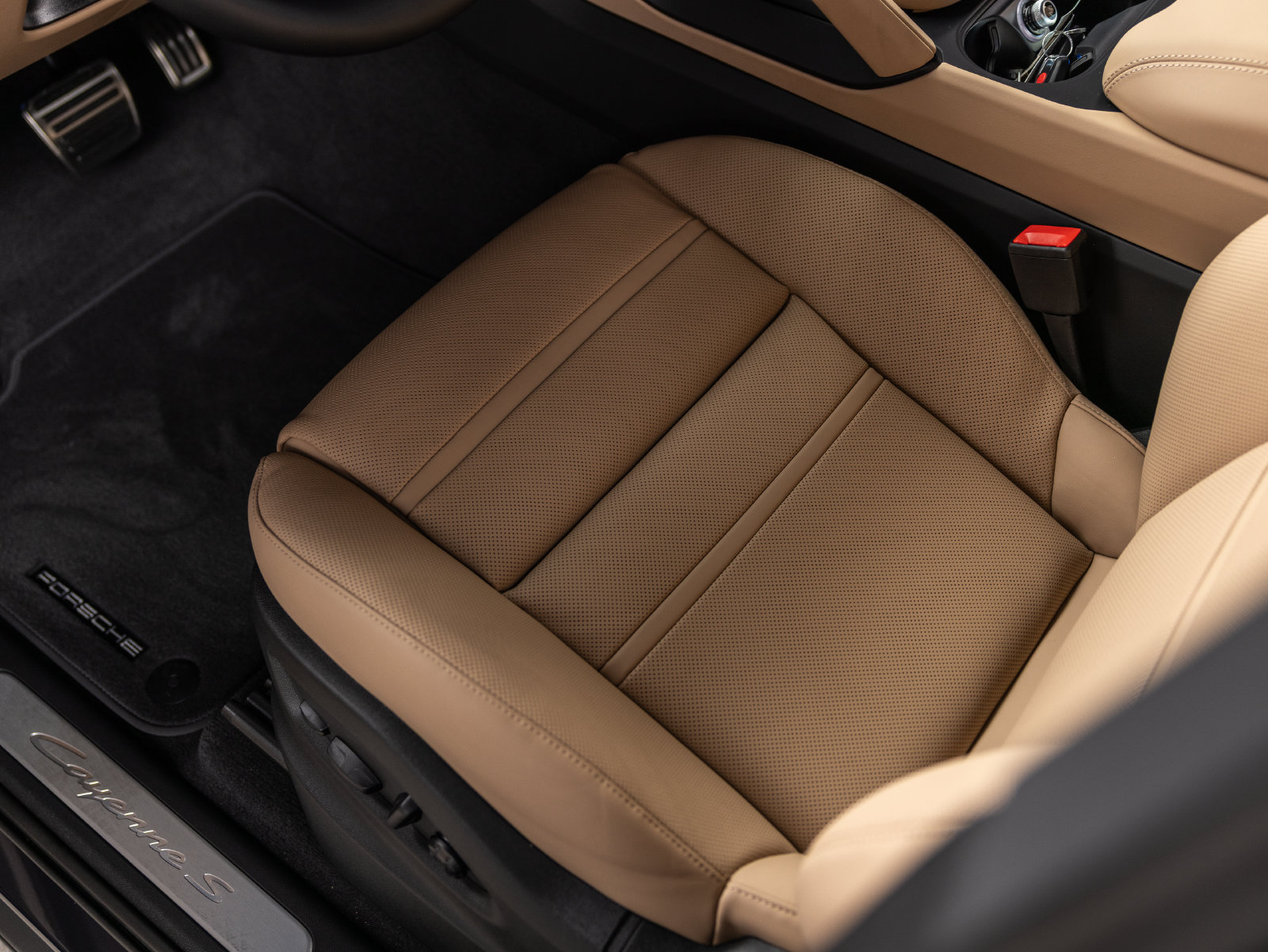 New 2026 Porsche Cayenne S AWD/4WD image 29