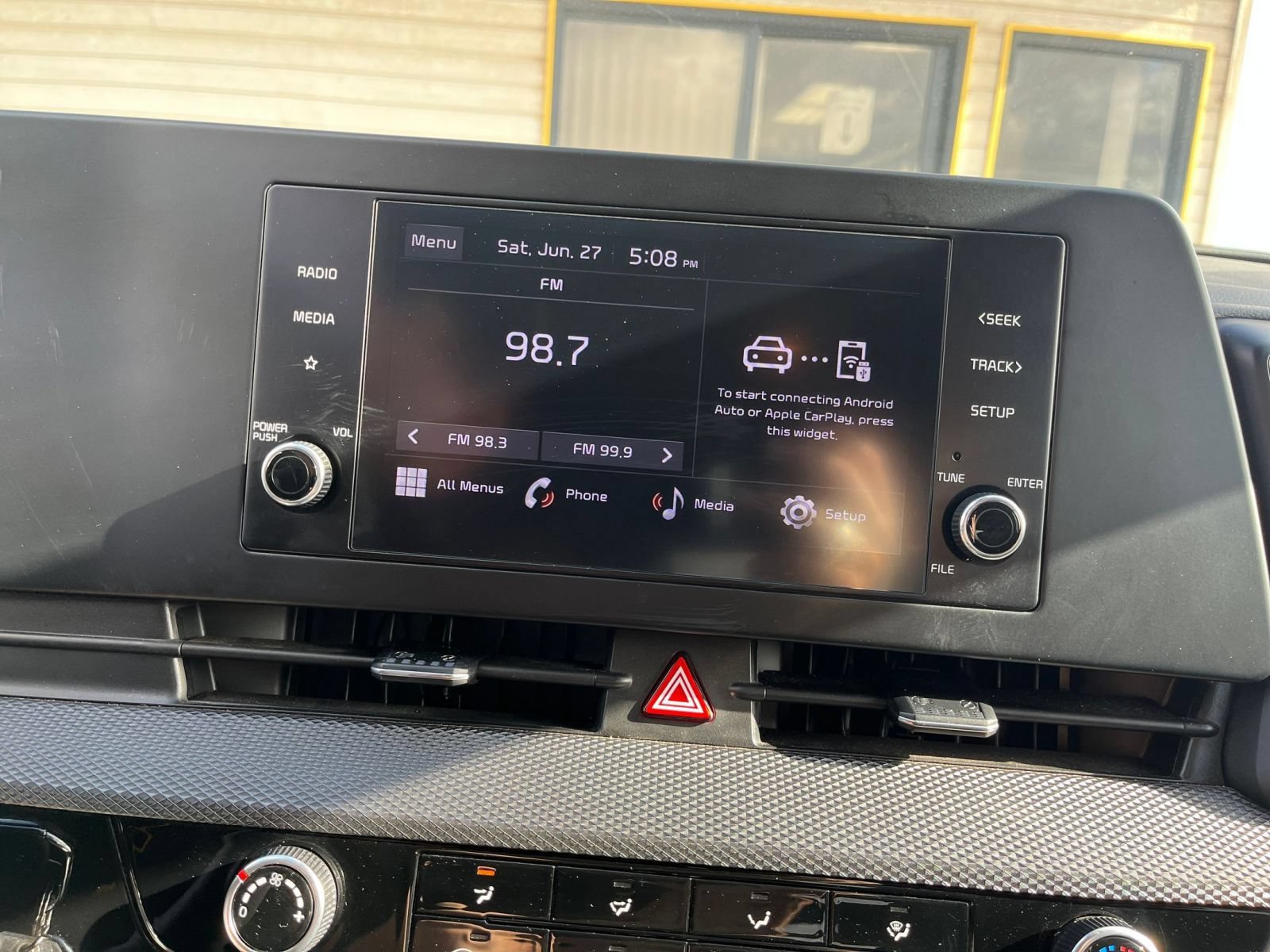 Used 2025 Kia Sportage LX FWD image 19