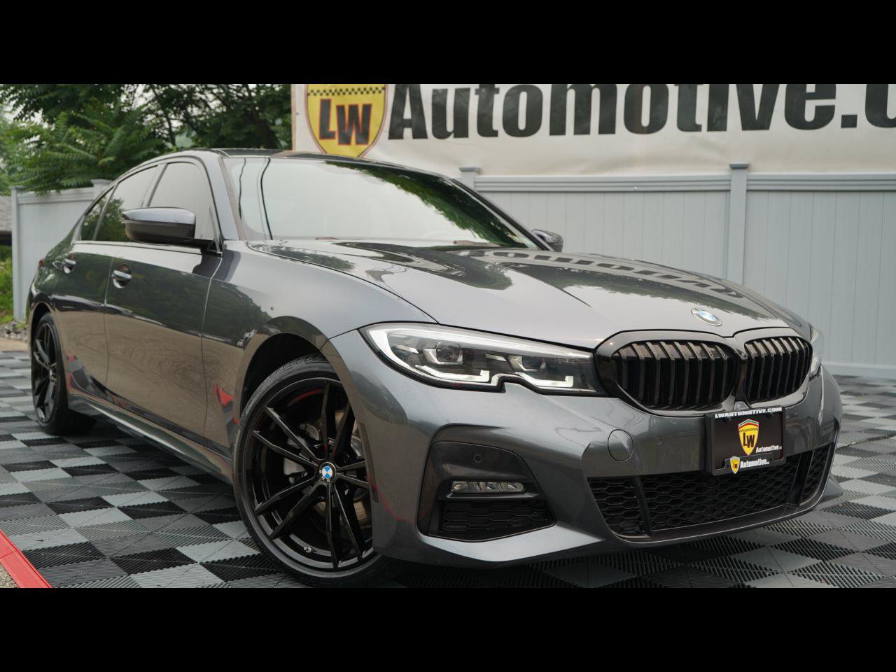 Used 2020 BMW 330i xDrive Sedan w/ M Sport Package AWD/4WD video 1