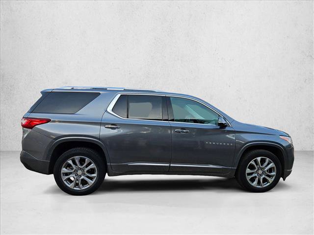 Used 2018 Chevrolet Traverse Premier w/ Driver Confidence II Package FWD image 4