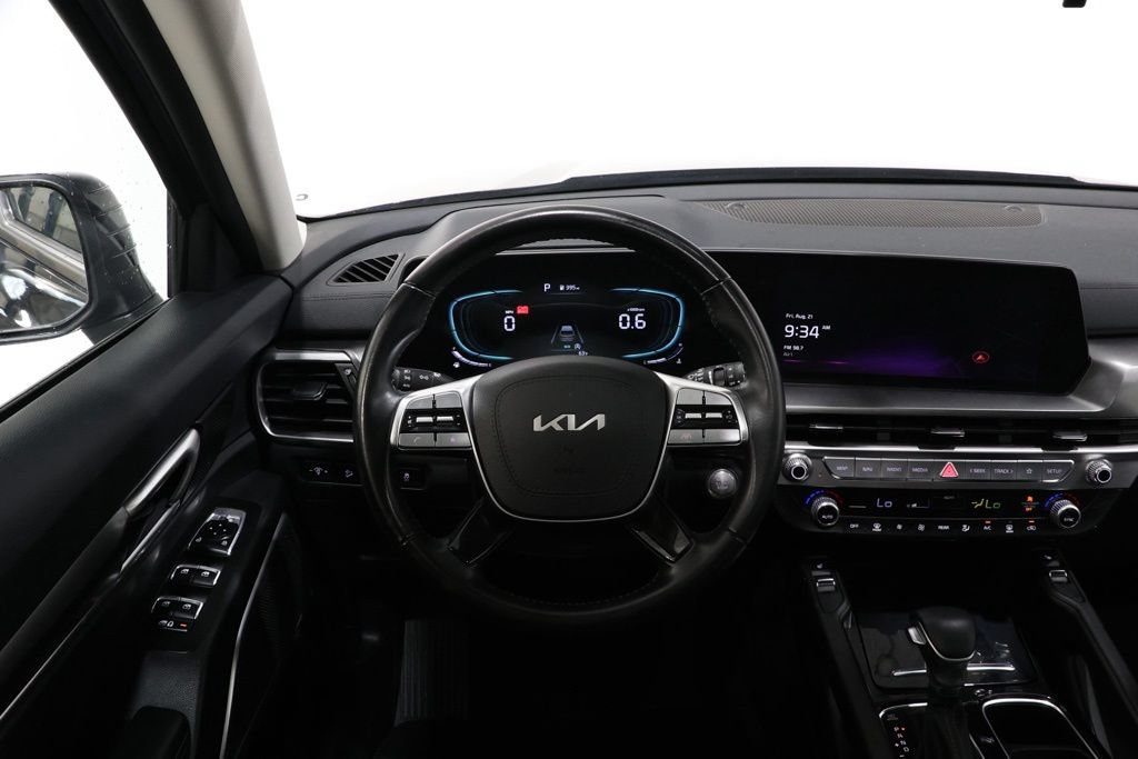 Used 2025 Kia Telluride S AWD/4WD image 14