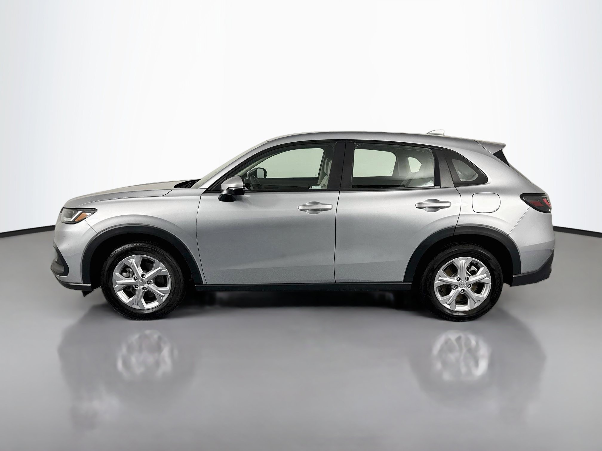 Certified 2024 Honda HR-V LX image 8