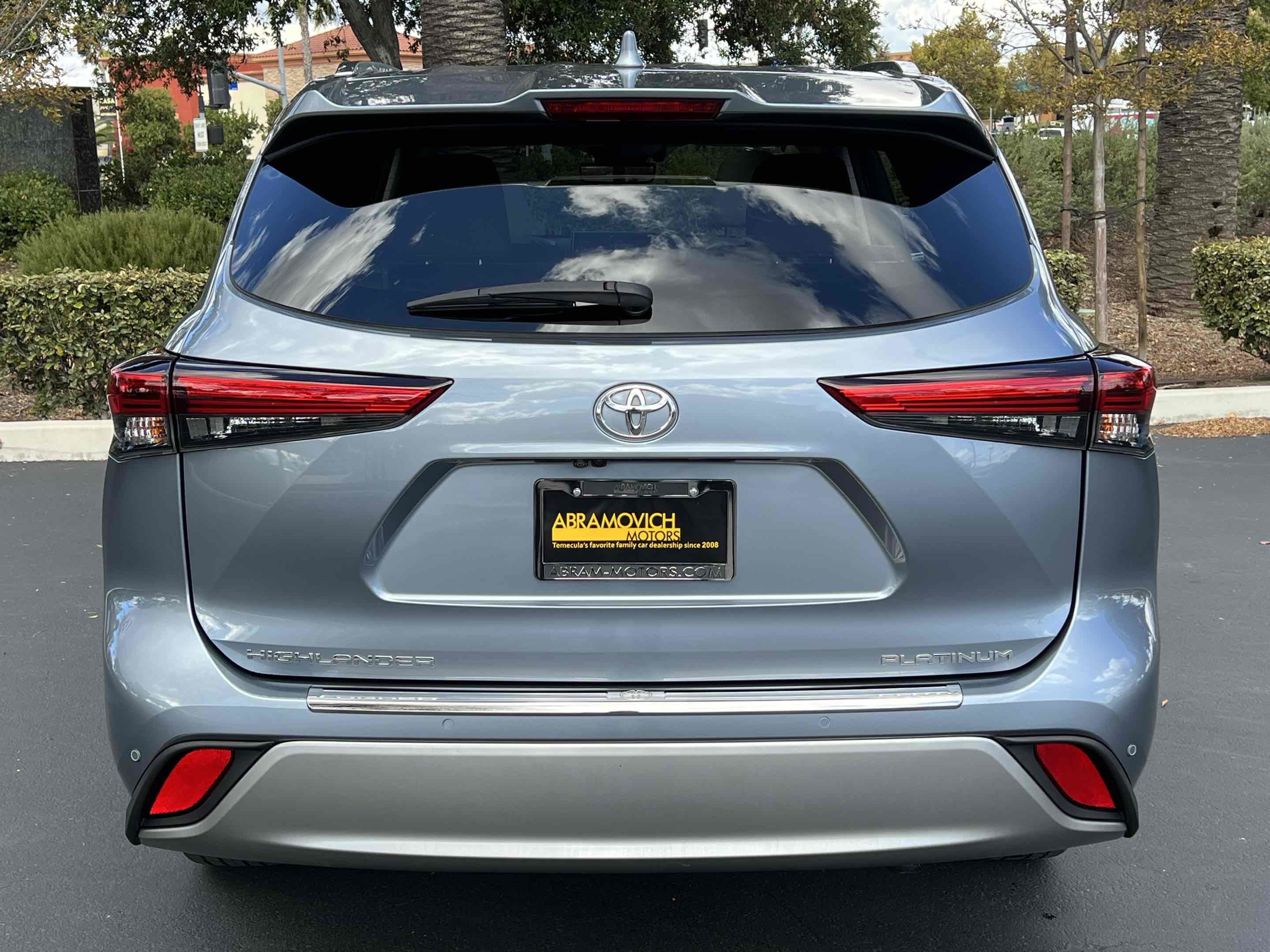 Used 2020 Toyota Highlander Platinum image 20