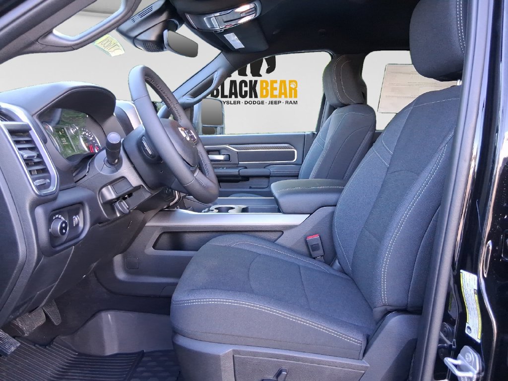New 2027 RAM 2500 Big Horn AWD/4WD image 21
