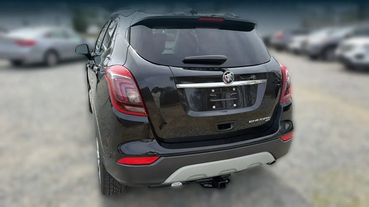 Used 2019 Buick Encore Preferred AWD/4WD image 9
