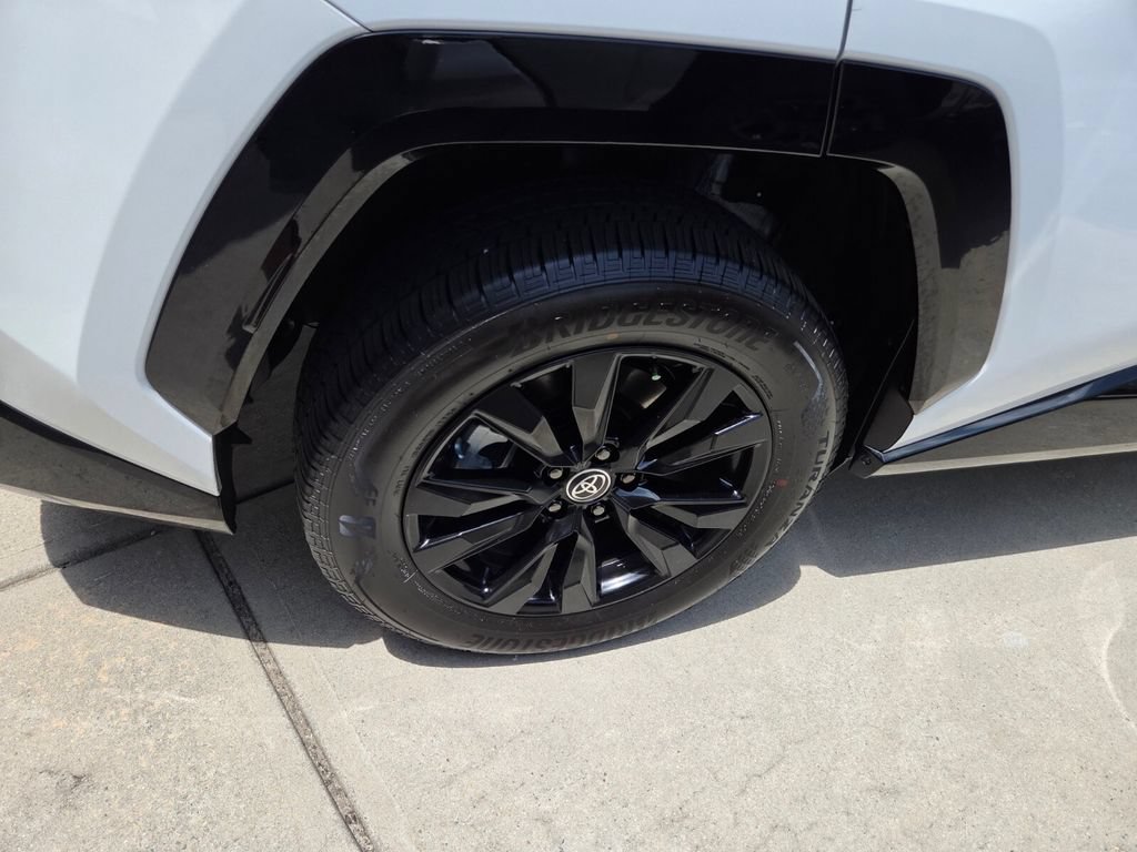New 2026 Toyota RAV4 SE AWD/4WD image 13