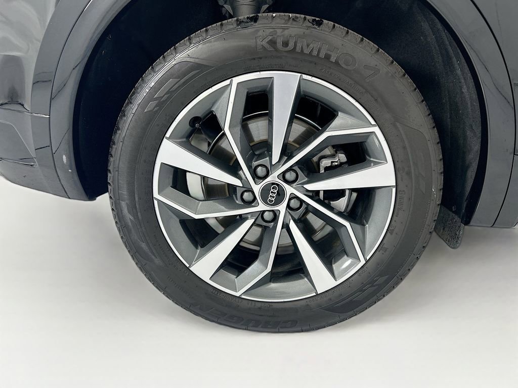 Certified 2023 Audi Q5 2.0T Premium Plus w/ Premium Plus Package image 32