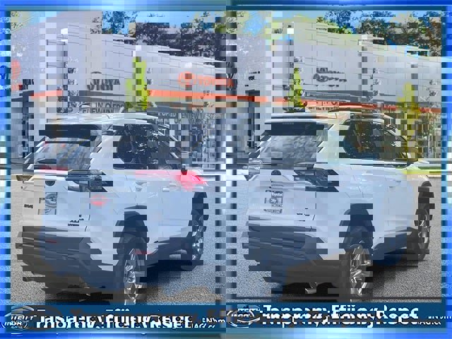 Used 2023 Toyota RAV4 XLE image 6