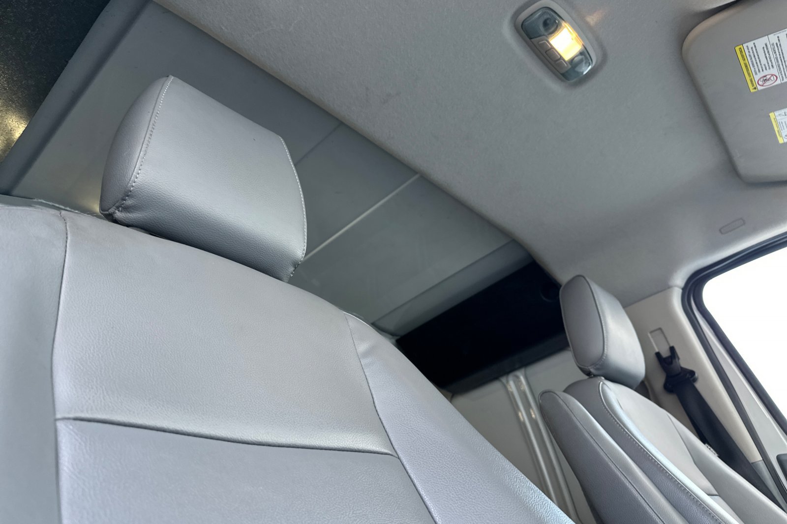 Used 2016 Ford Transit 150 130 Low Roof RWD image 17