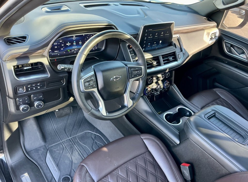 Used 2023 Chevrolet Suburban Z71 w/ Luxury Package image 37