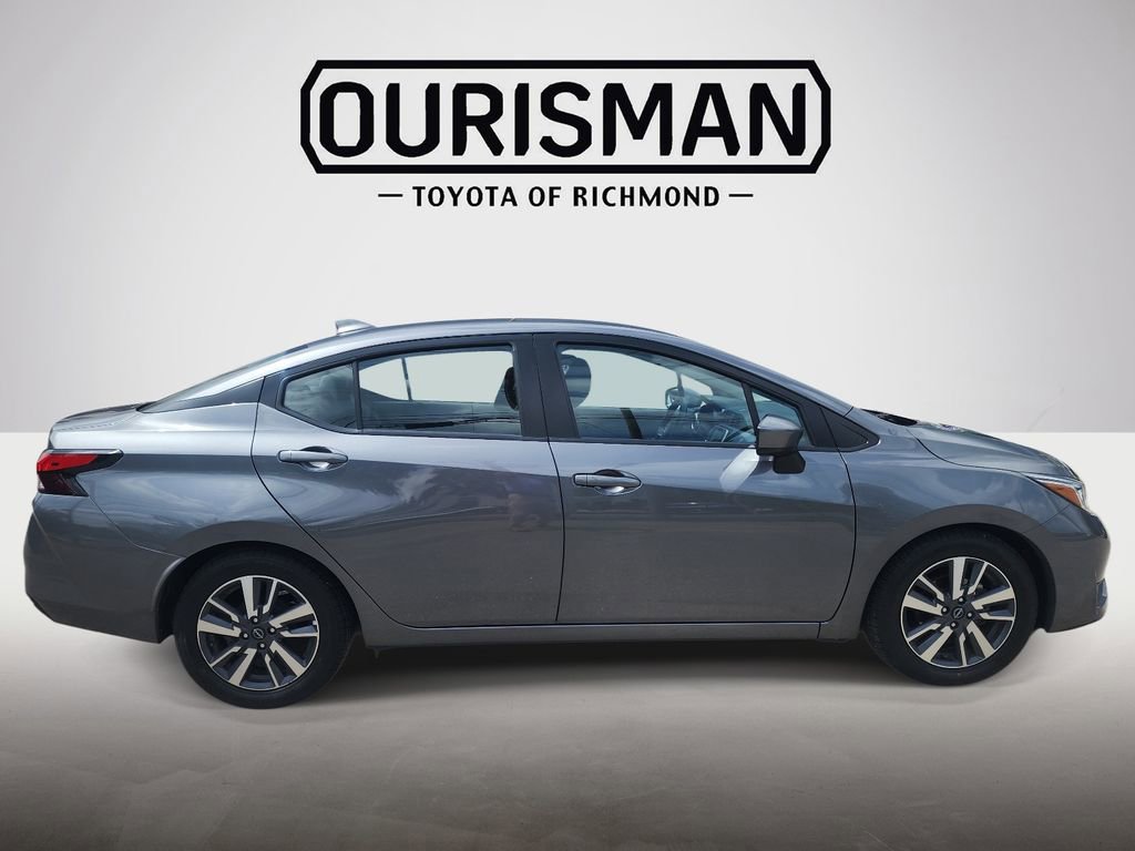 Used 2023 Nissan Versa SV FWD image 8