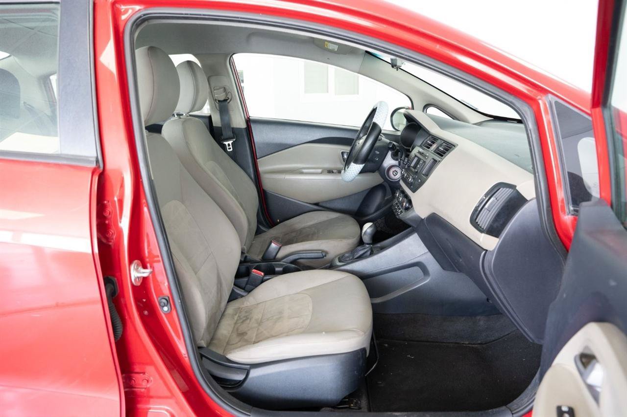 Used 2014 Kia Rio LX w/ Power Package FWD image 19